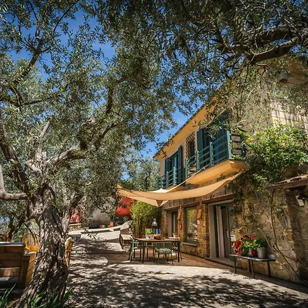 In Panoramic With Private Terrace Ferienhaus